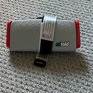 Mifold portable child booster seat